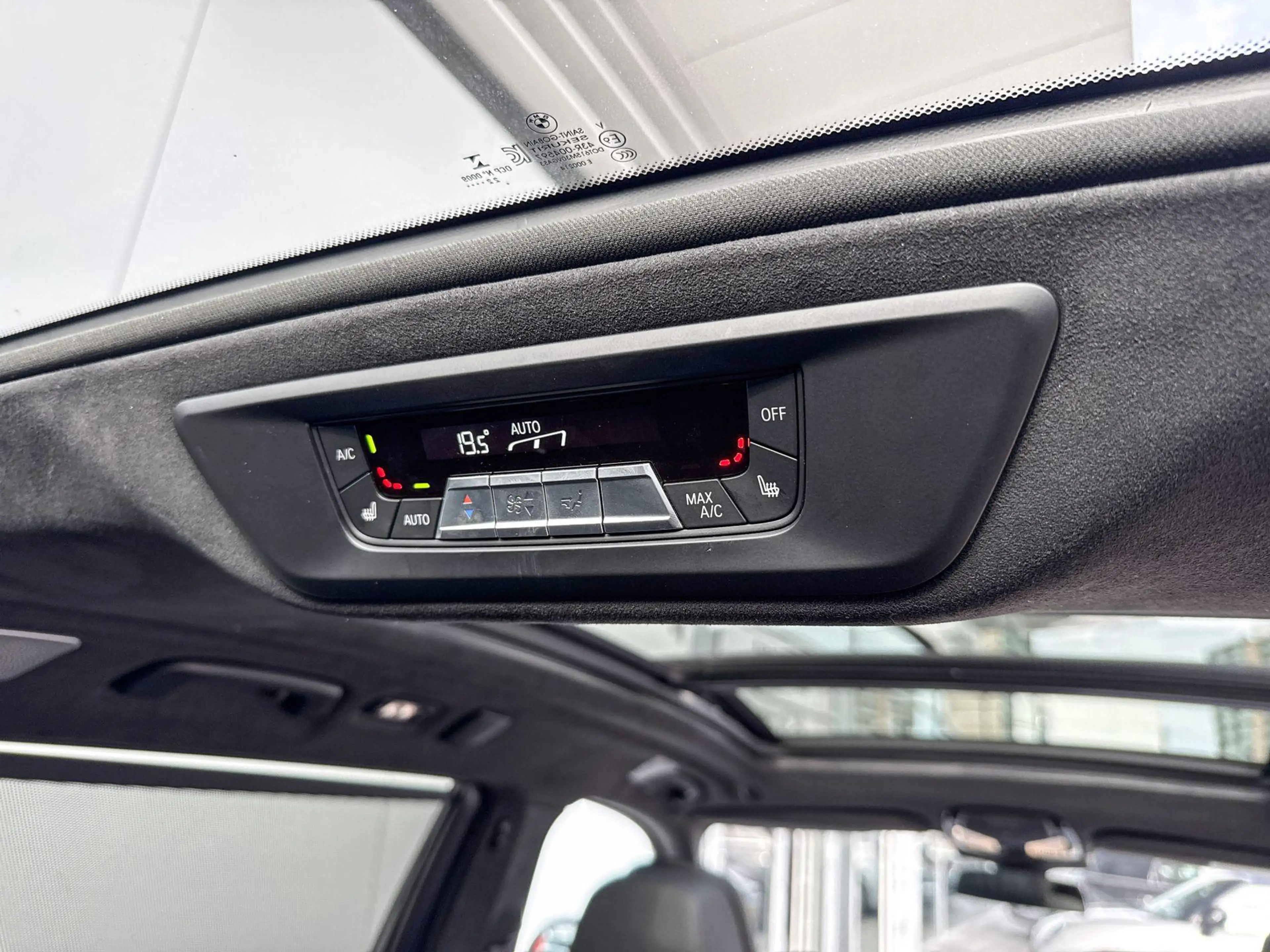 BMW X7 M60i xDrive M-Sport Pro / 23 Inch / 4 Wiel Sturing — photo 11