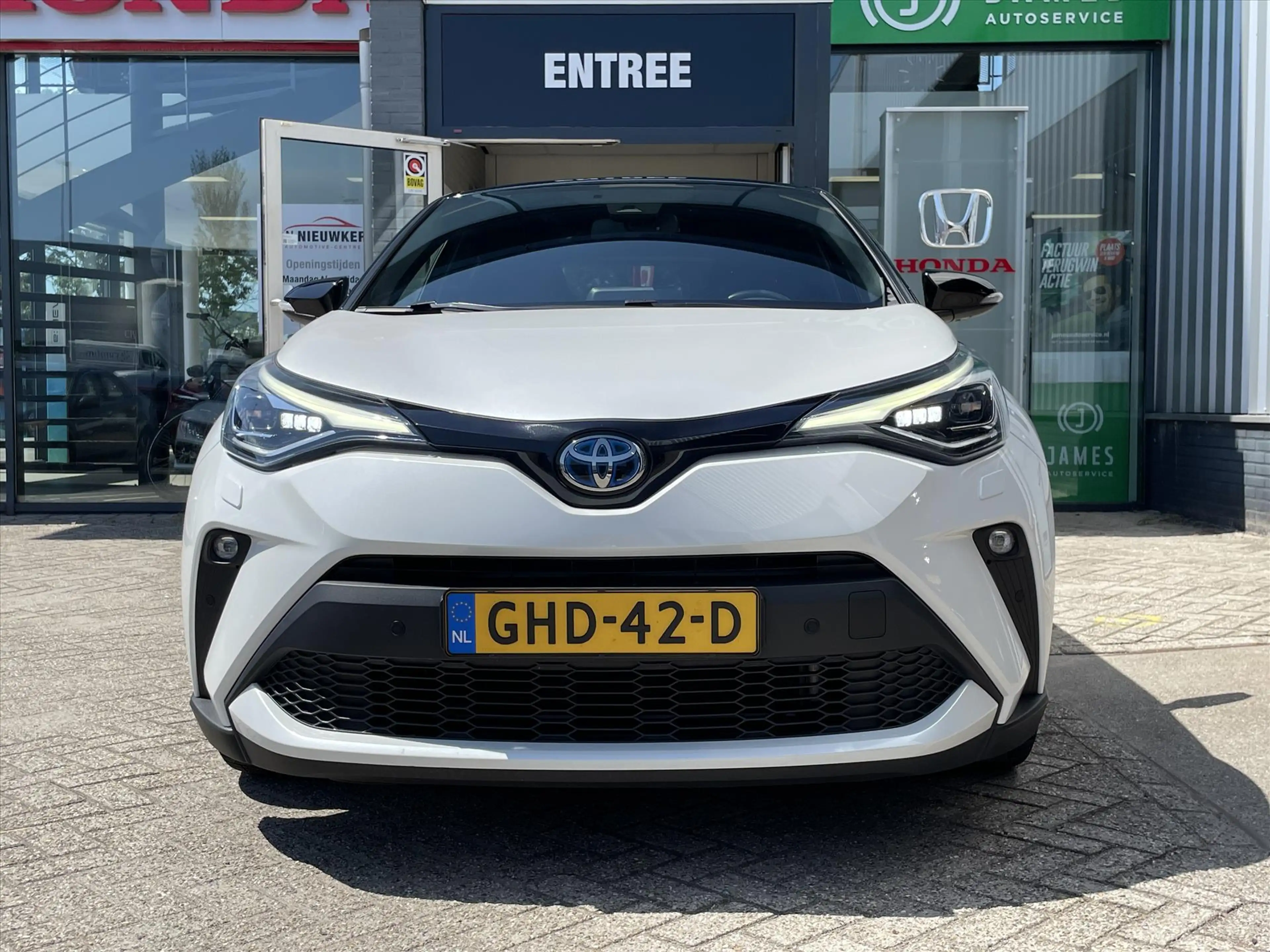 Toyota C-HR 2.0 Hybrid 184pk Automaat Dynamic | Carplay & Andr — photo 11