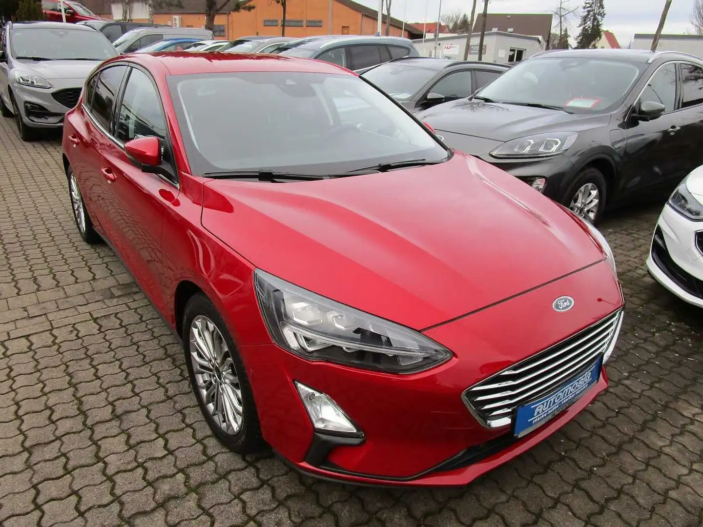 Ford Focus 1.0 EB  Aut. TITANIUM X/Standheiz/LED/TWA/RFK Rot - 1