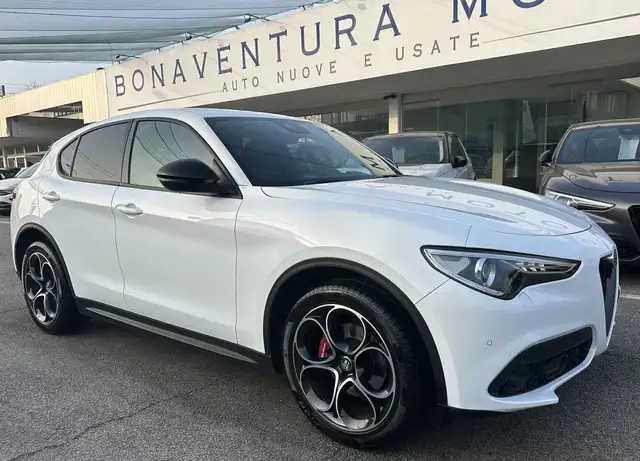 Alfa Romeo Stelvio 2.2 t Sprint rwd 160cv auto “PREZZO REALE”