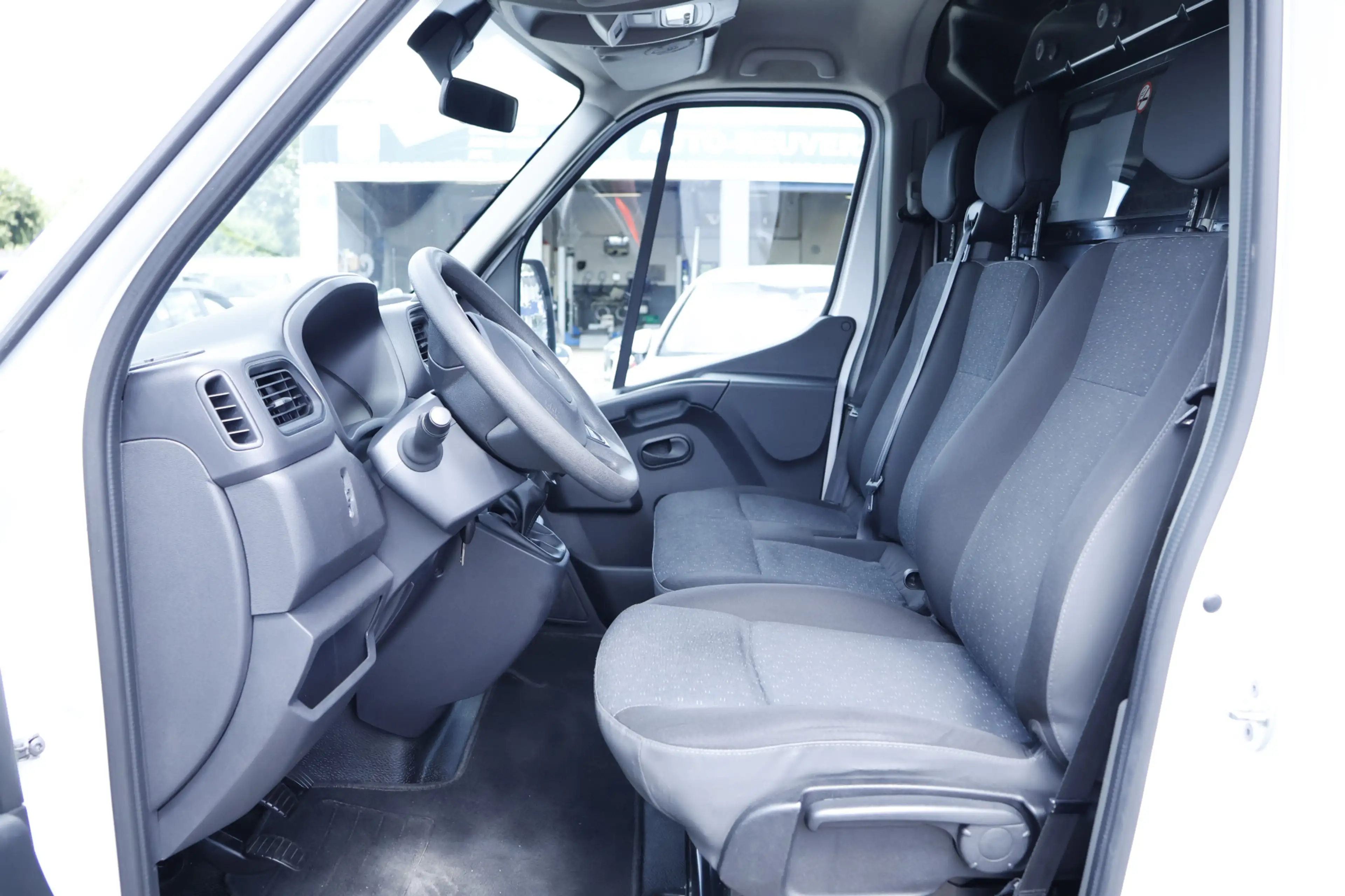 Opel Movano 2.3 Turbo L2H2 / Airco / Bluetooth / Cruisecontrol — photo 6