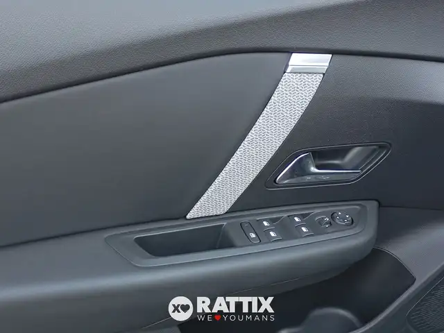 Citroen C4 view 13
