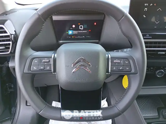 Citroen C4 view 8