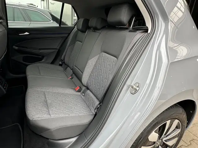 Volkswagen Golf view 12