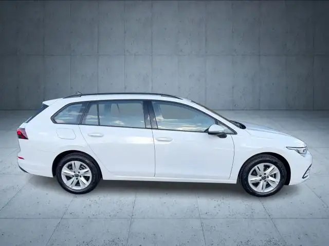 Volkswagen Golf view 6