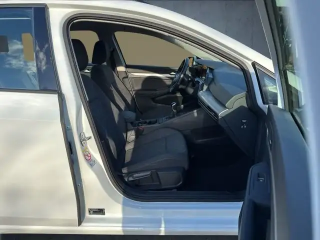 Volkswagen Golf view 15