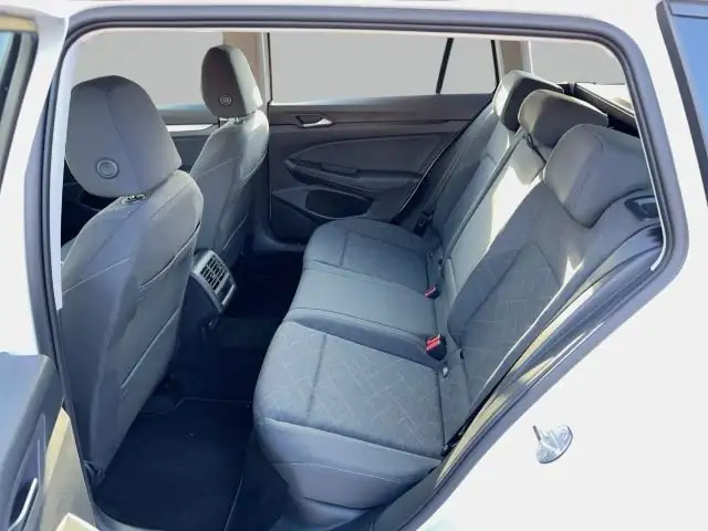Volkswagen Golf view 12