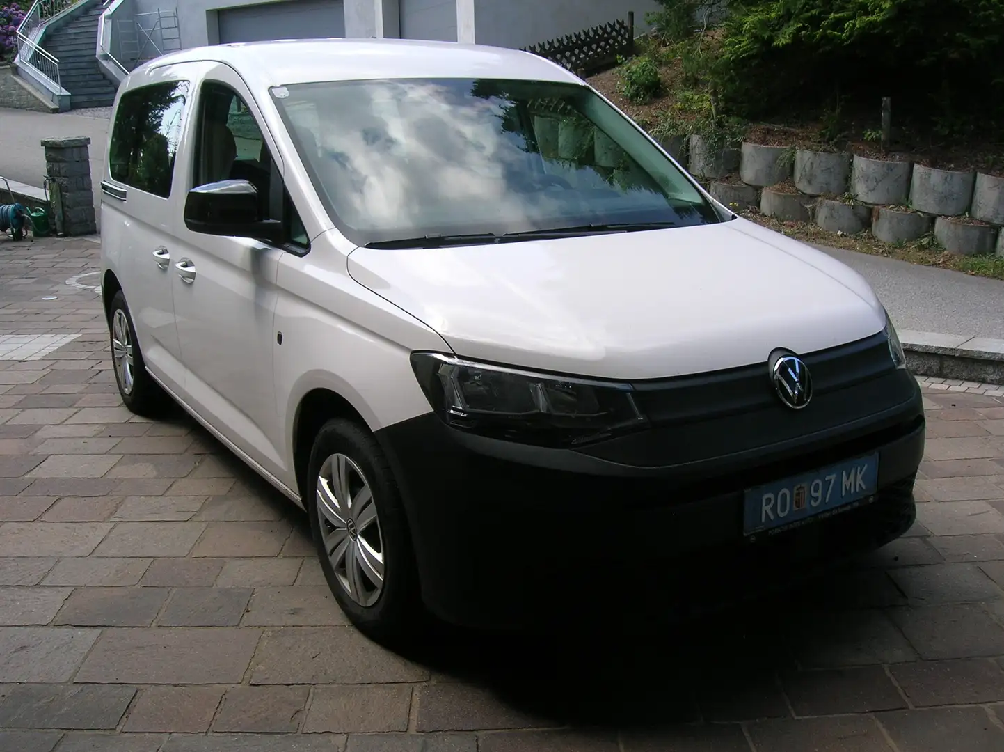 Volkswagen Caddy Life, Klimaautomatik , Multilenkrad, Tempomat, AHK Weiß - 1