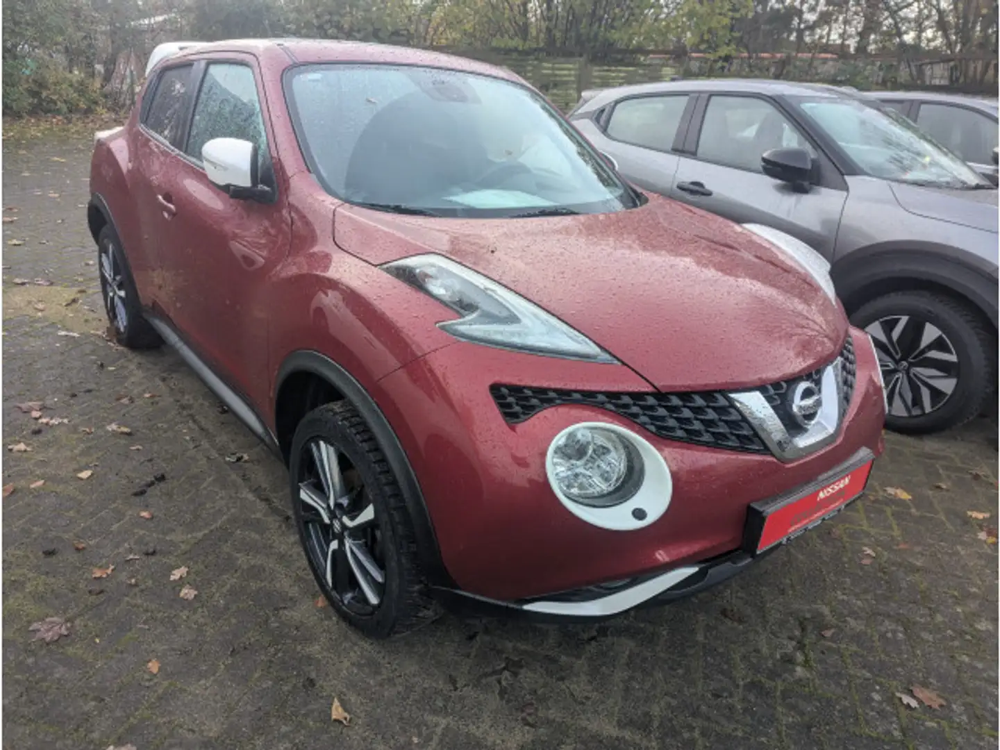 Nissan Juke N-Connecta, Schiebedach, Navi, Klima Rot - 2