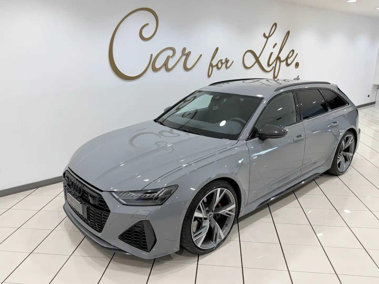 Audi RS6 Avant 4.0 Mhev Quattro Tiptronic IVA ESPOSTA Grijs - 2