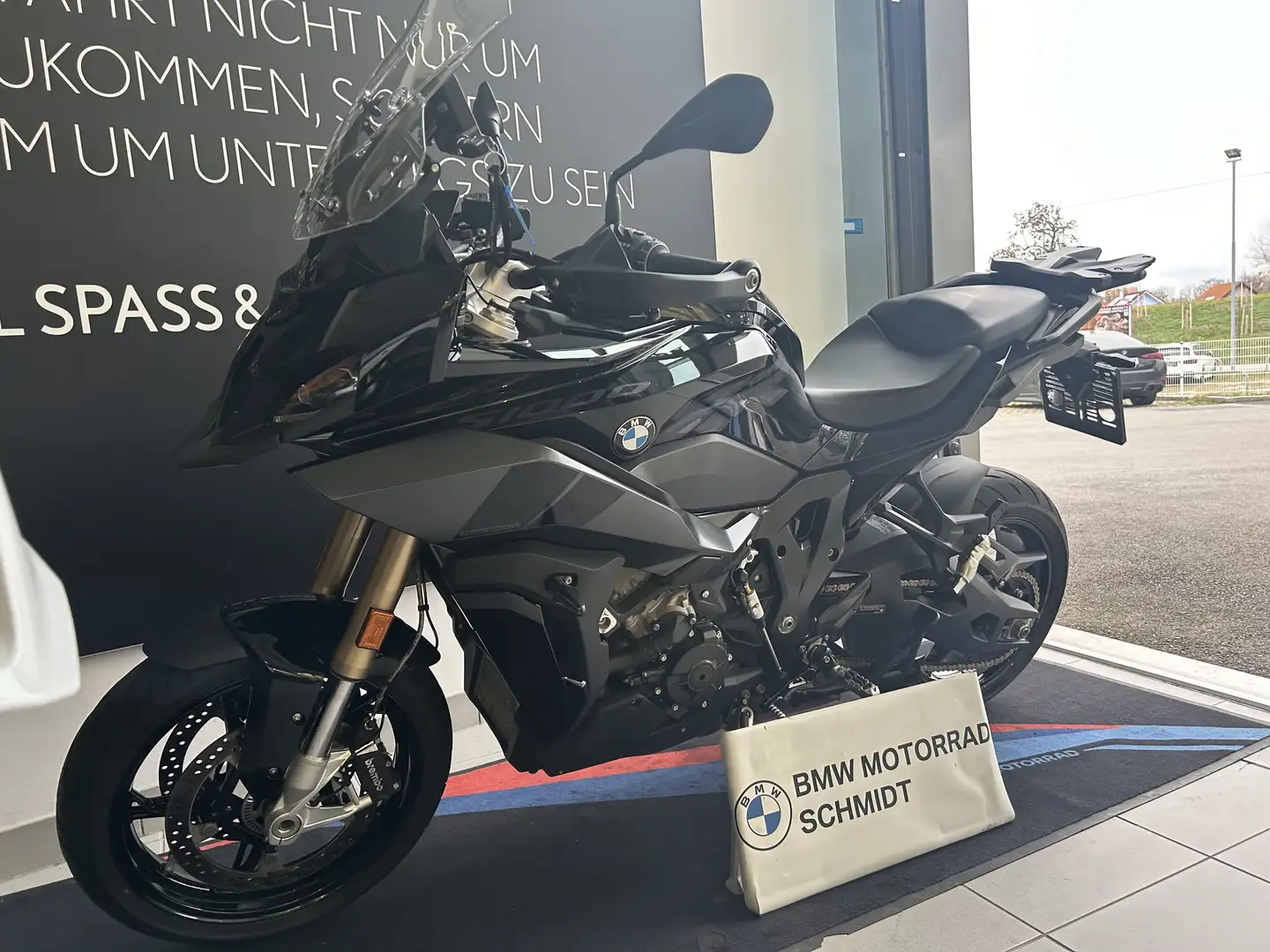BMW S 1000 XR Schwarz - 2