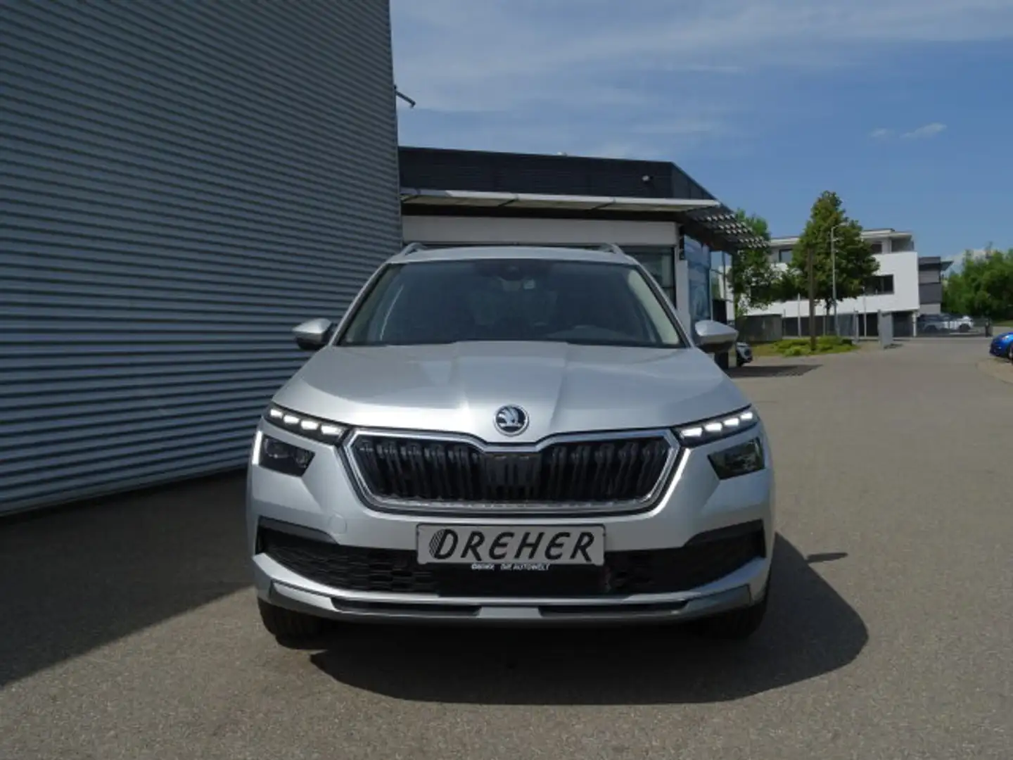 Skoda Kamiq Kamiq 1.0 TSI Style Autom./Klima/PDC/Kamera/LM LED Stříbrná - 2