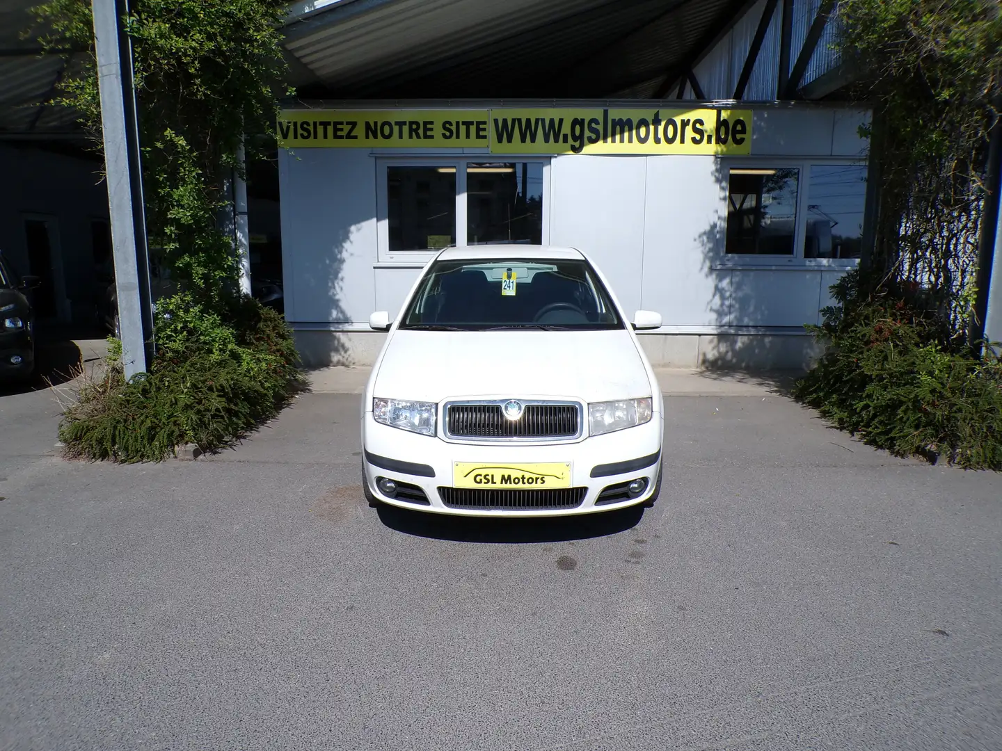 Skoda Fabia 1.2i 12v 64cv 5 portes blanc 08/06 Airco Radio CD Blanc - 2