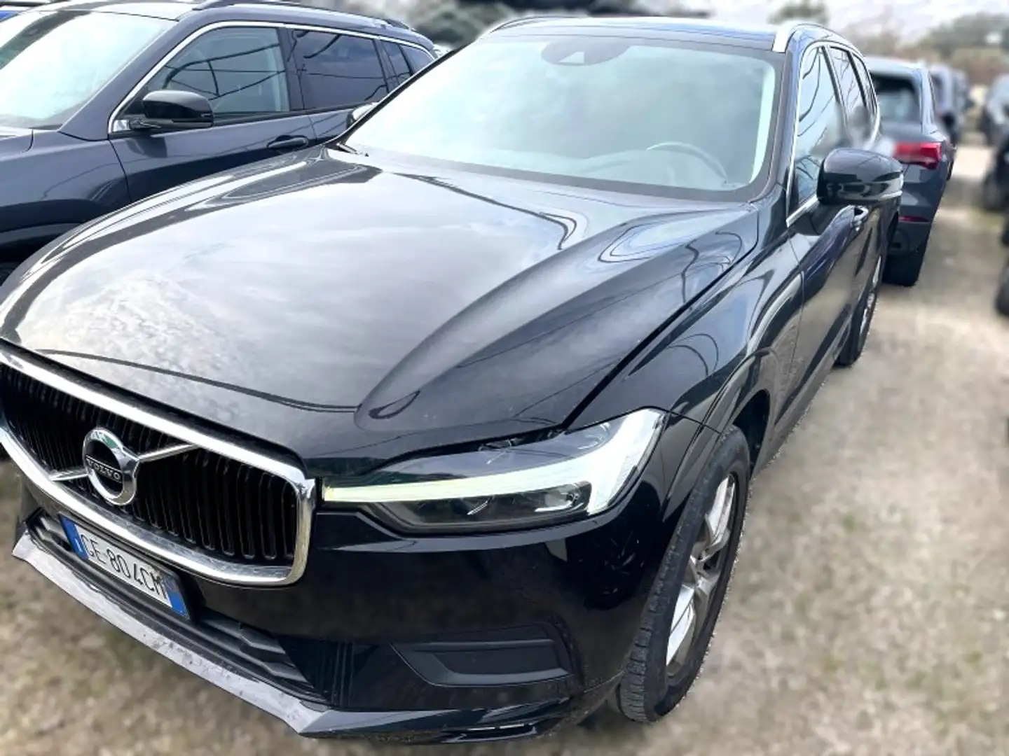 Volvo XC60 XC60 II  2.0 b4 Momentum Pro Awd auto -GE804CM Gris - 2
