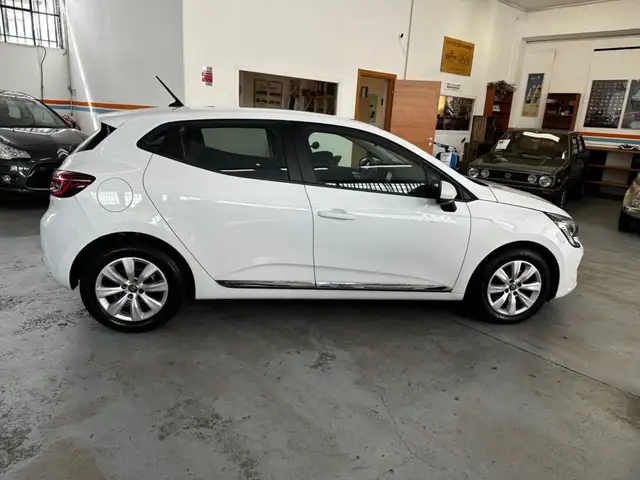 Renault Clio view 5