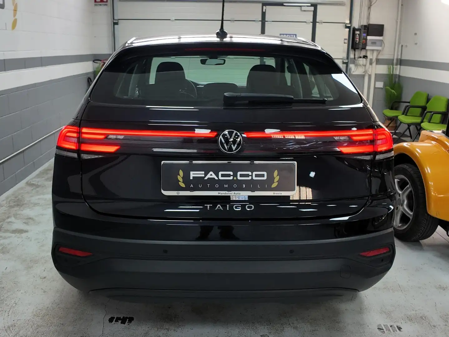 Volkswagen Taigo Taigo 1.0 tsi Life 95cv Nero - 2