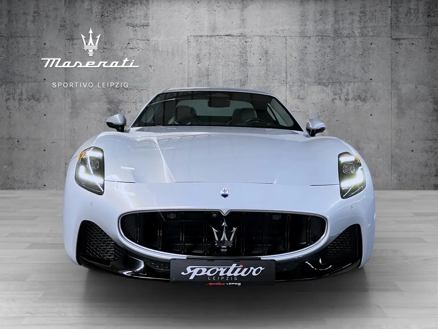 Maserati GranTurismo Modena Grau - 2