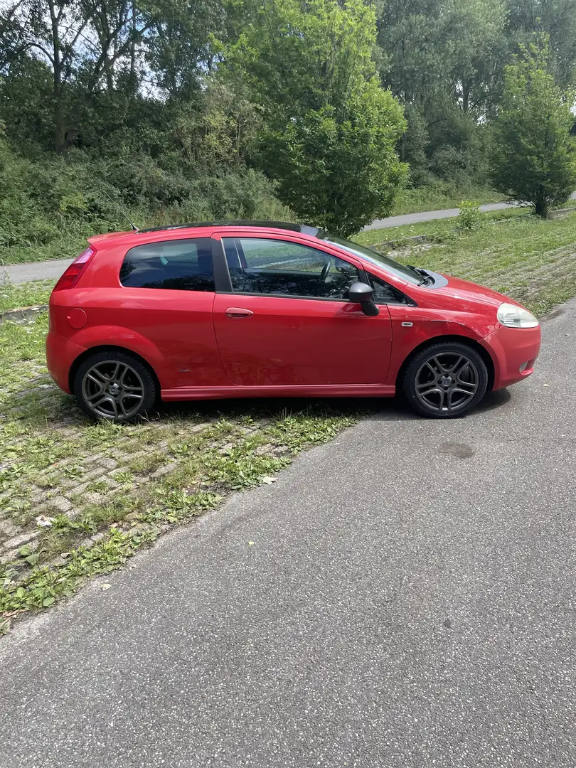 Fiat Punto 1.4 16V Sporting Rojo - 2