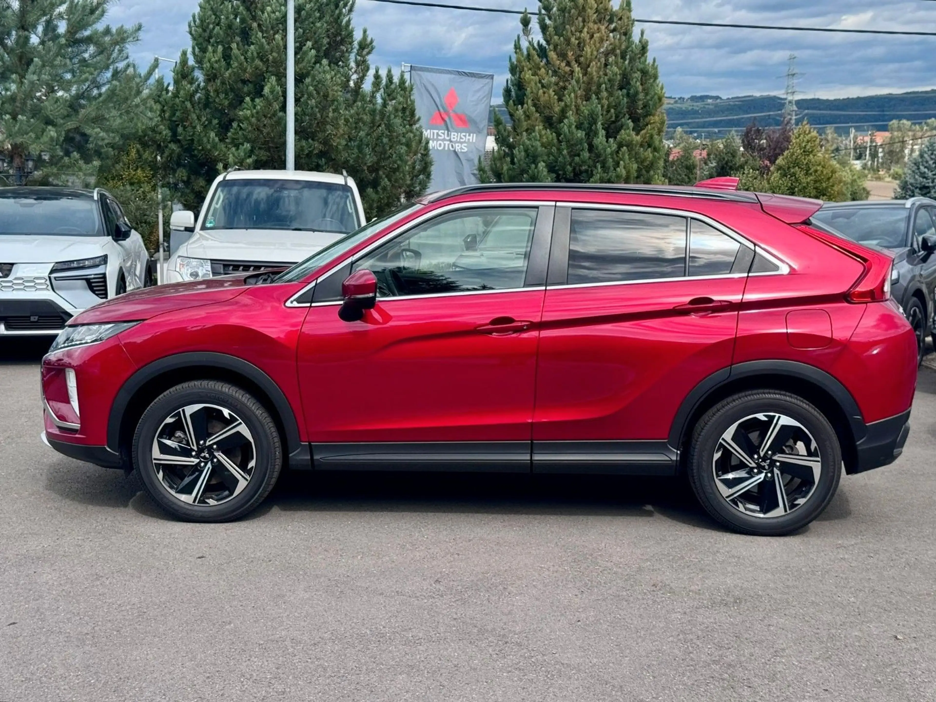 Mitsubishi Eclipse Cross 1.5 T Spirit*APP*KAM*STHZ*WR*SHZ — photo 3