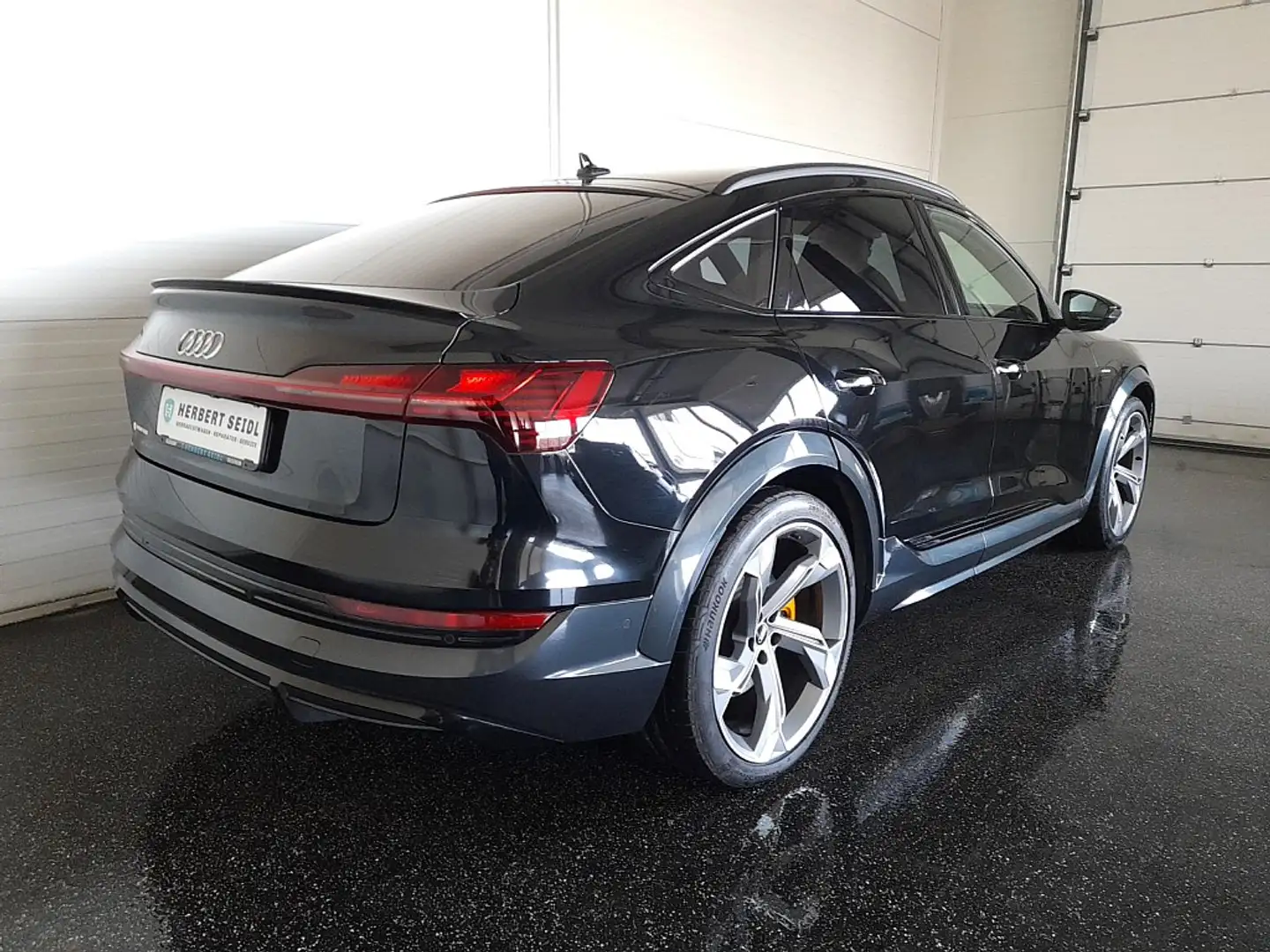 Audi e-tron 95 quattro S-LINE *NP: € 120.353,- / LEDER SPOR... Noir - 2