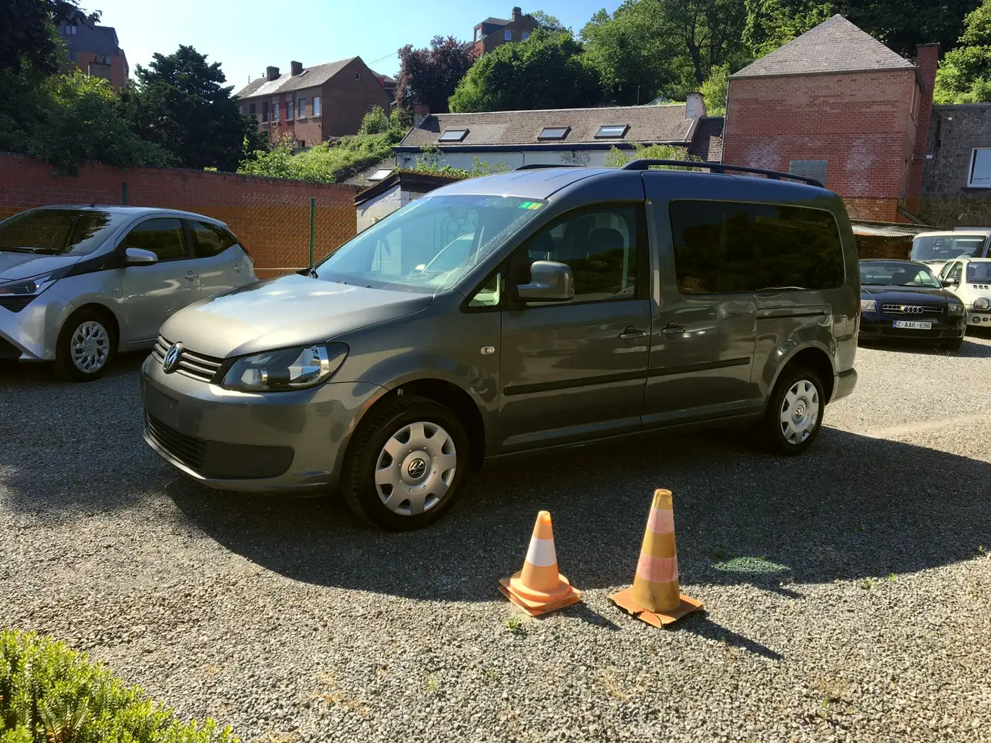 Volkswagen Caddy VENDU ! Gris - 2