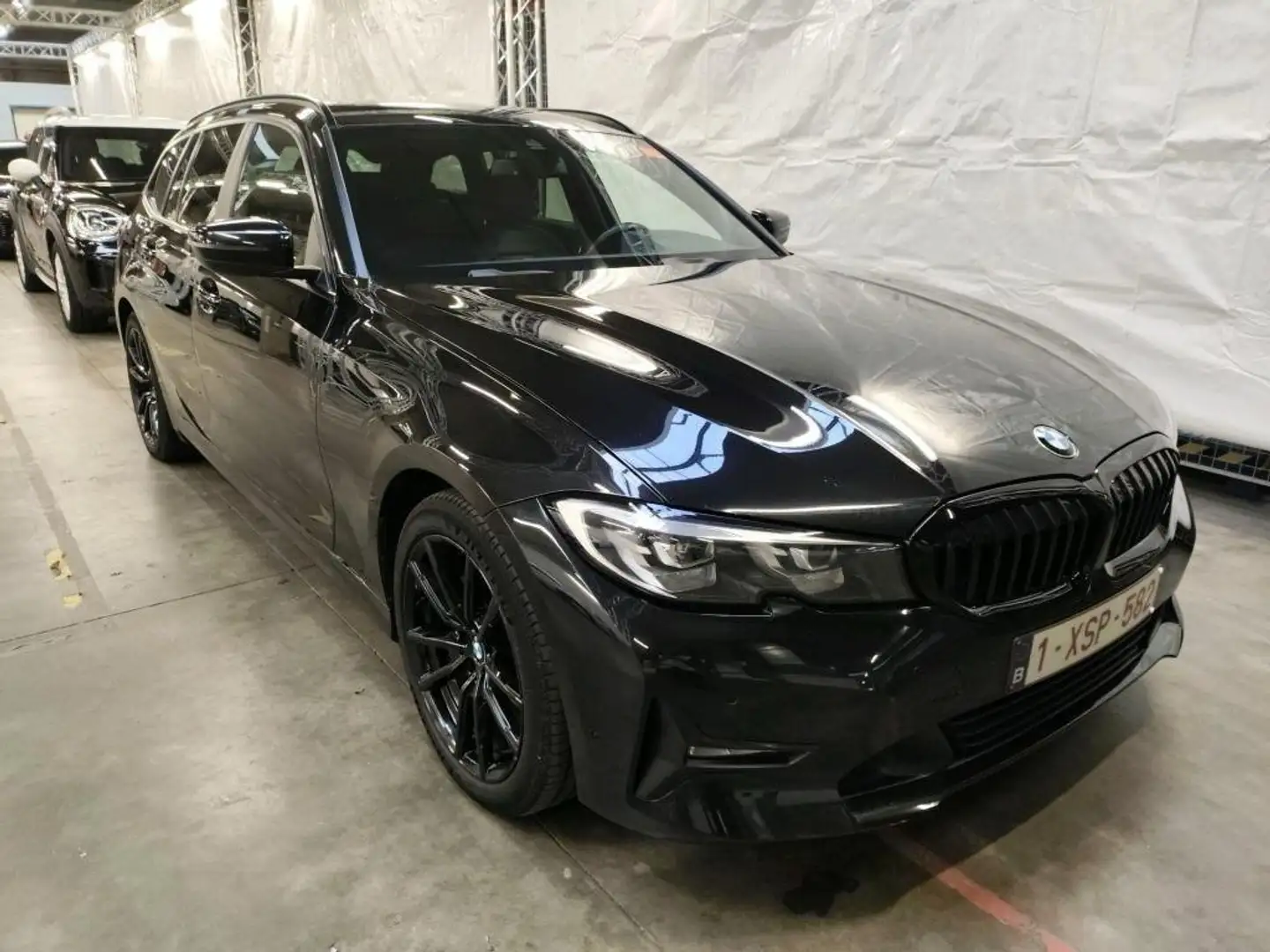 BMW 318 BMW 3 Series Touring 318d Advantage Nero - 1