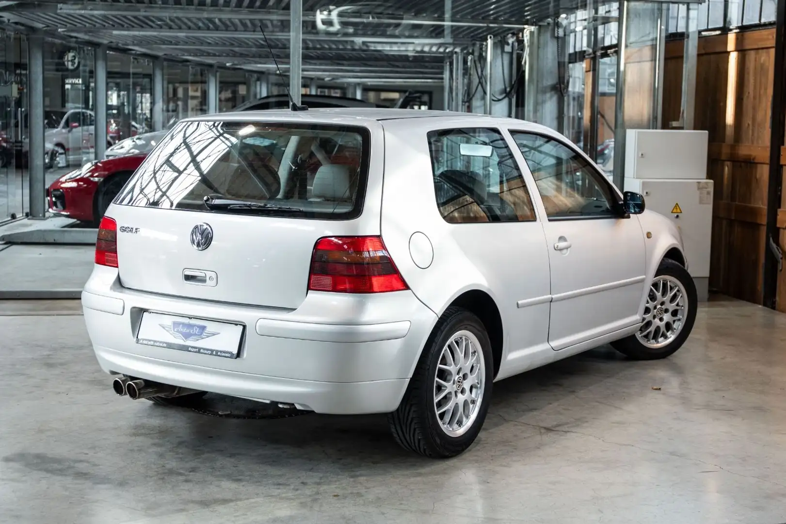 Volkswagen Golf 2.3 VR5 |Deutsches Fhz.|Leder| Climatronic Silber - 2