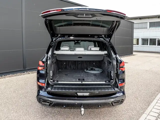 BMW X5 view 25