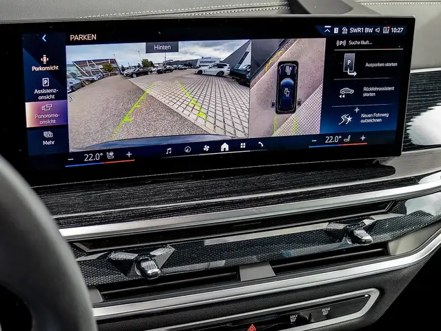 BMW X5 view 9