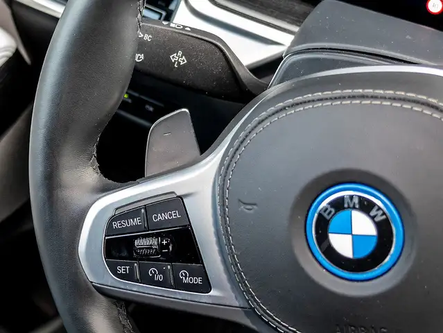 BMW X5 view 15