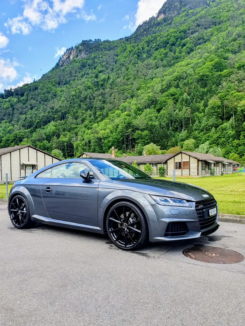 Audi TTS Coupe S tronic Grau - 1