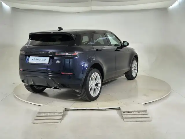 Land Rover Range Rover Evoque view 2