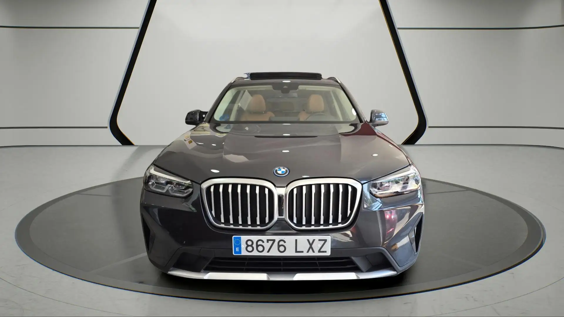 BMW X3 xDrive 30e xLine Grijs - 2