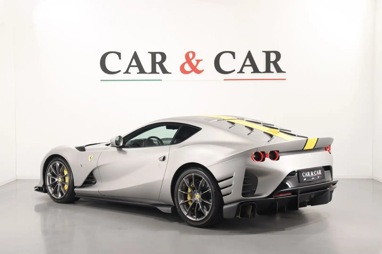 Ferrari 812 Competizione - 1 of 999 Grigio - 2