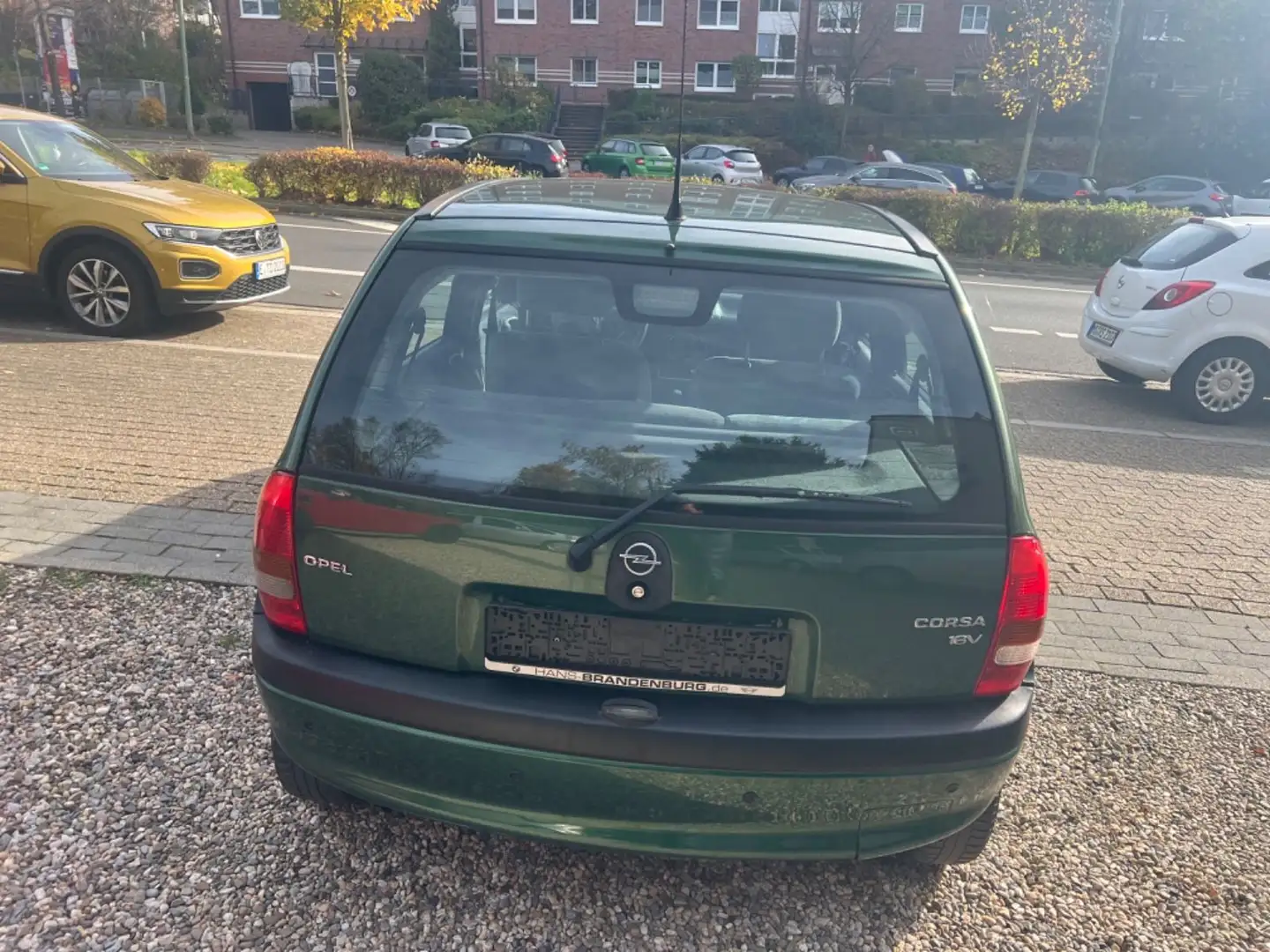Opel Corsa *TÜV NEU*KLIMA*TOP WENIG KM*GARAGENAUTO* Grün - 2