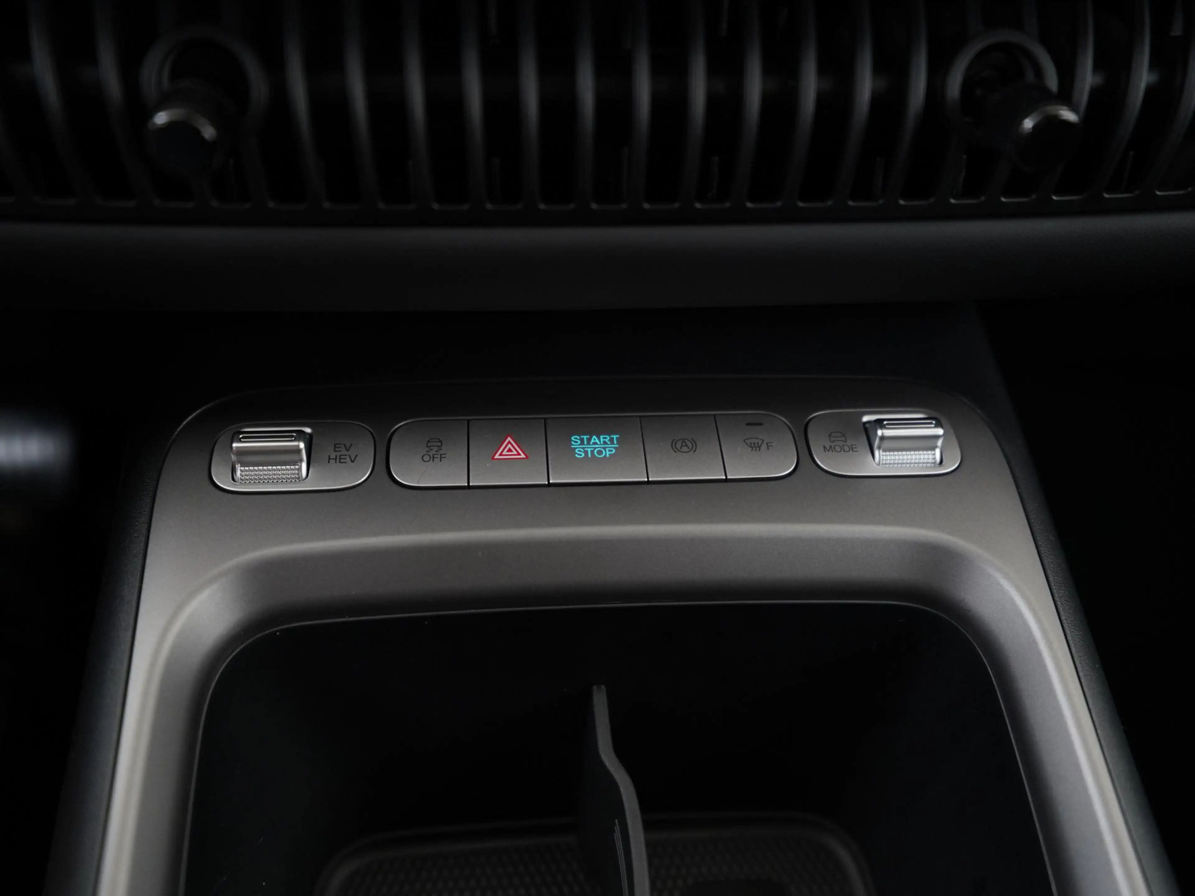 BYD Dolphin G 1.5L DM-i Comfort PHEV | Panoramadak | Head-Up | 3 — photo 10