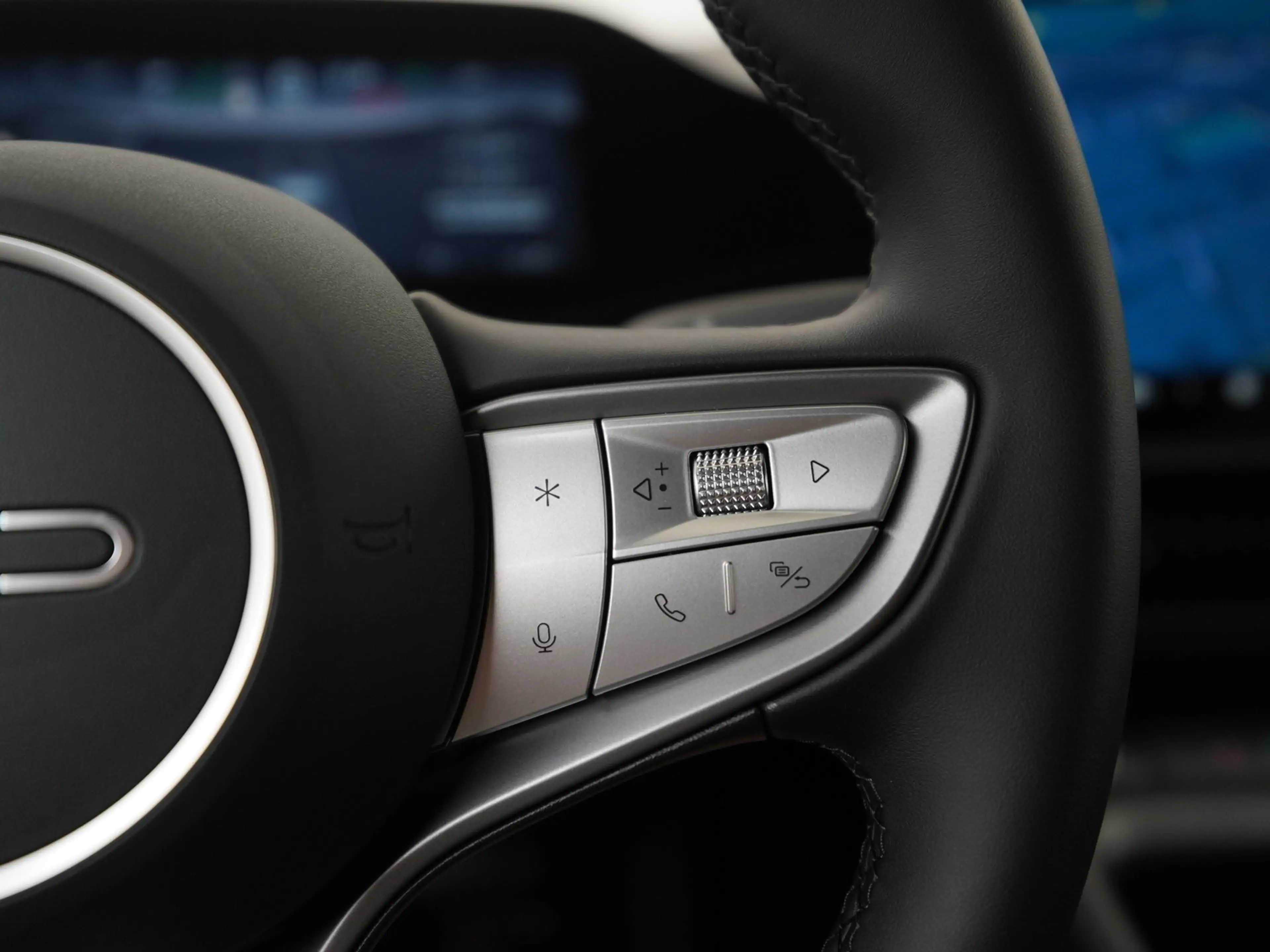 BYD Dolphin G 1.5L DM-i Comfort PHEV | Panoramadak | Head-Up | 3 — photo 9
