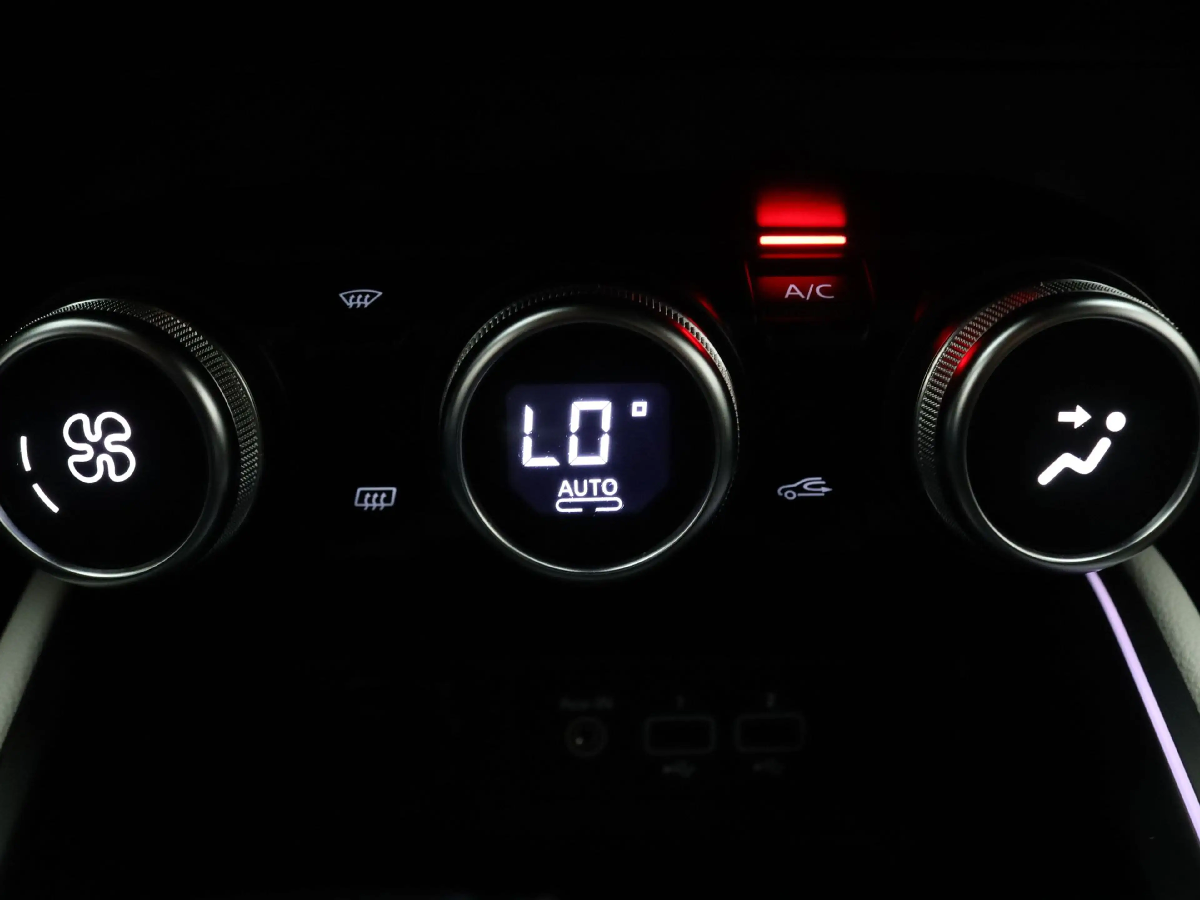 Renault Clio 145pk E-Tech Hybrid Techno Apple Carplay/Android A — photo 7