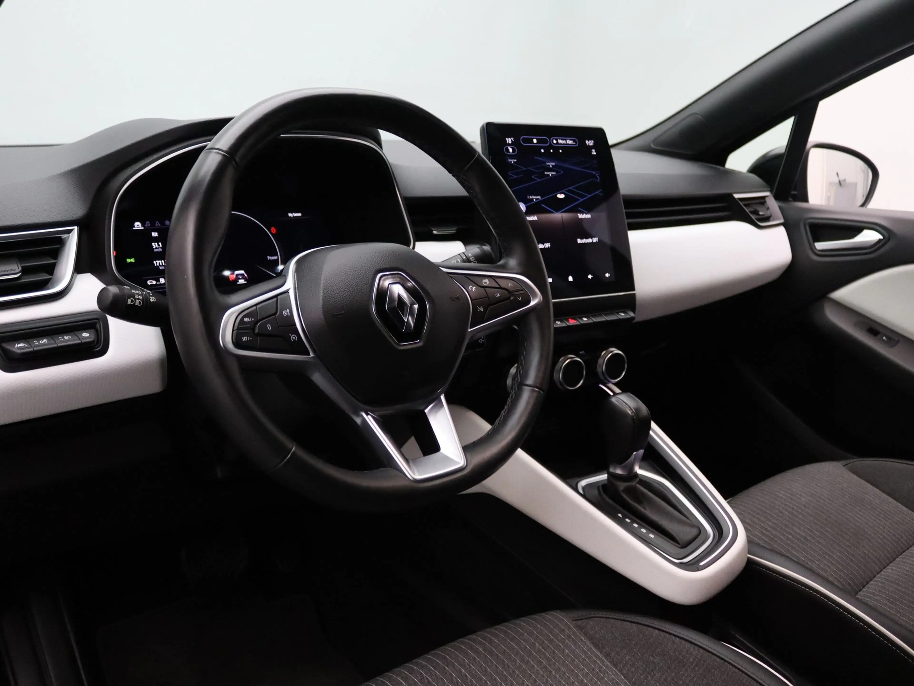 Renault Clio 145pk E-Tech Hybrid Techno Apple Carplay/Android A — photo 3