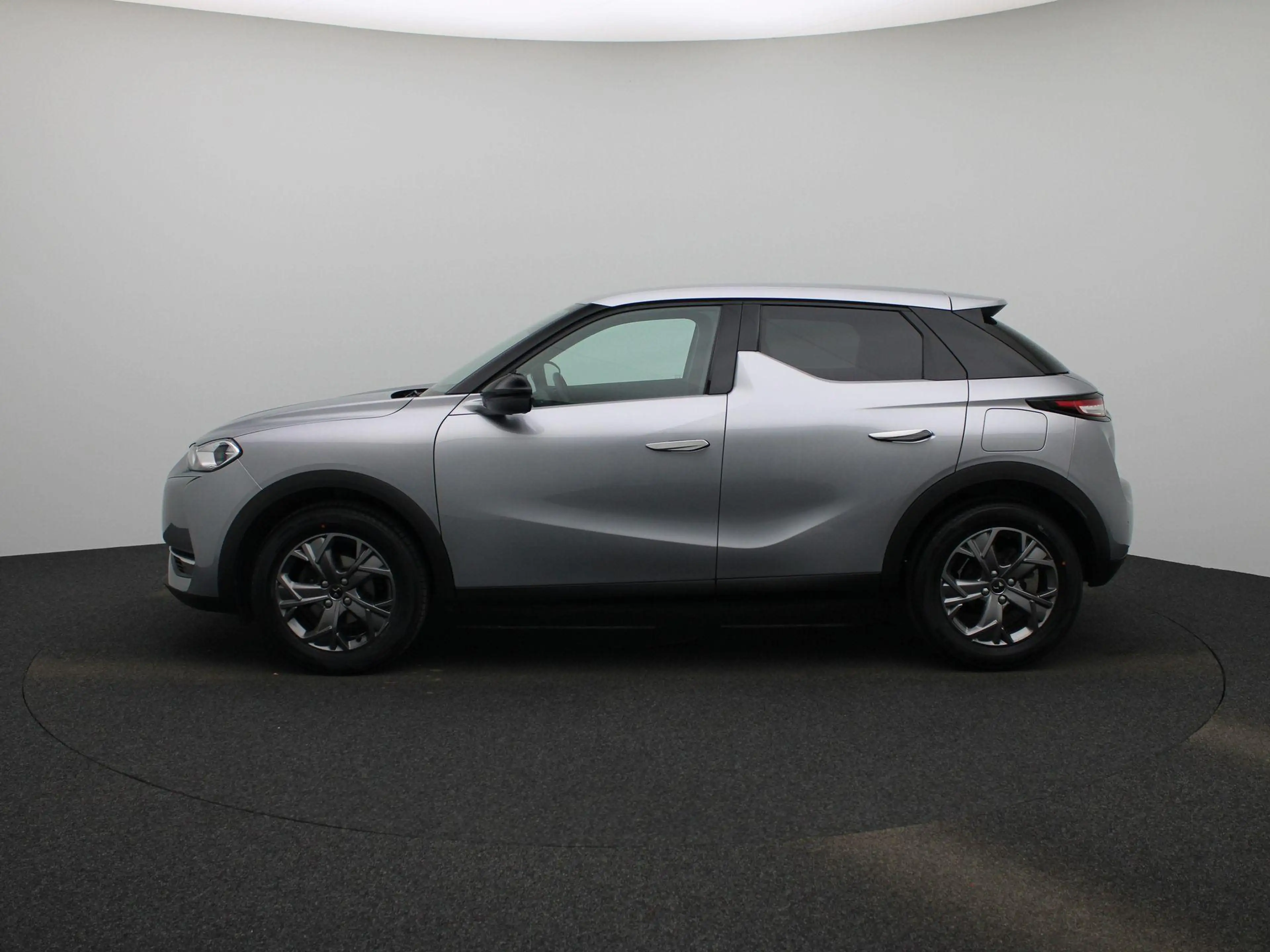 DS Automobiles DS 3 Crossback 1.2 PureTech Bastille AUTOMAAT | Virtual | Achteru — photo 4