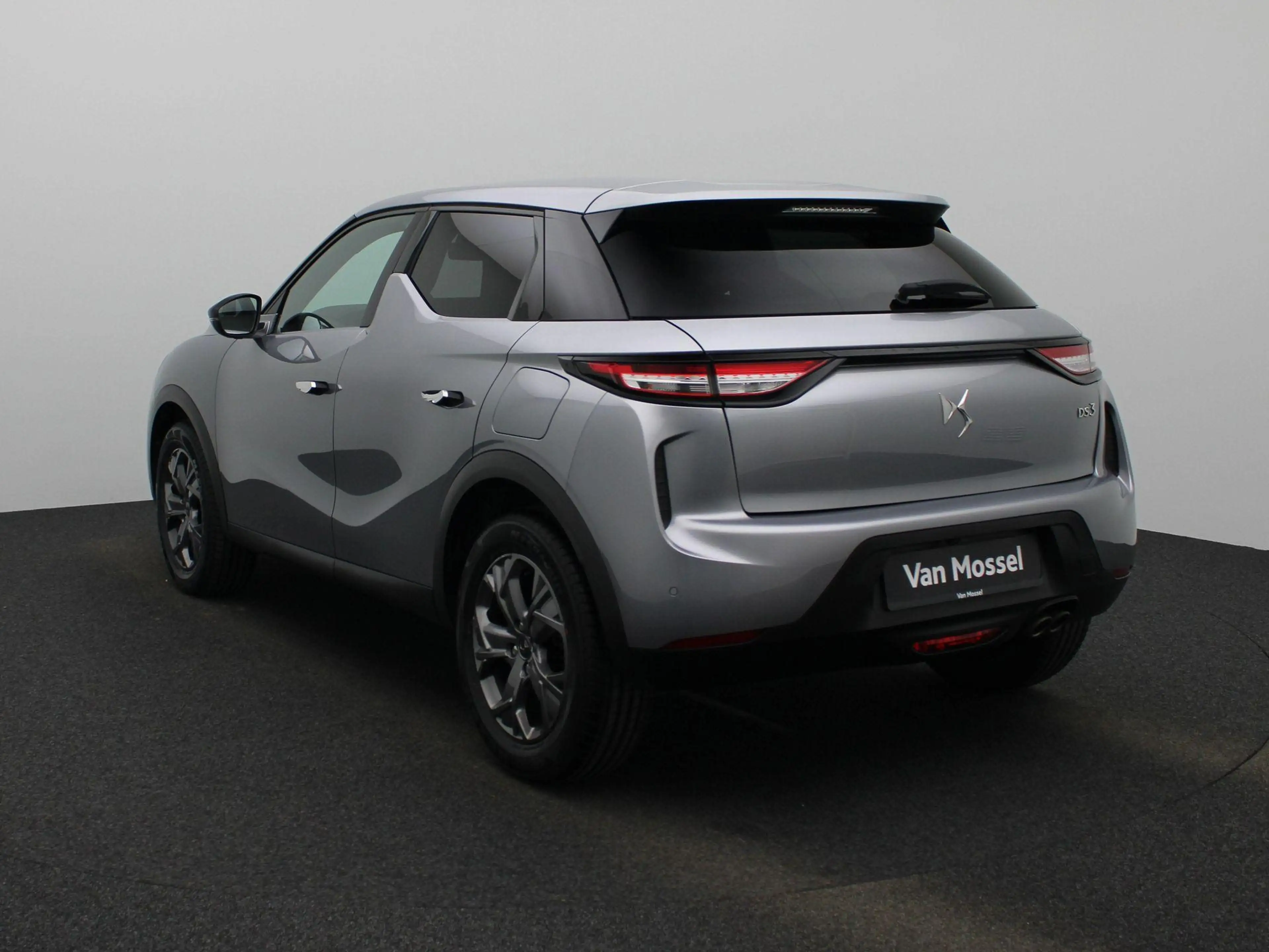 DS Automobiles DS 3 Crossback 1.2 PureTech Bastille AUTOMAAT | Virtual | Achteru — photo 2