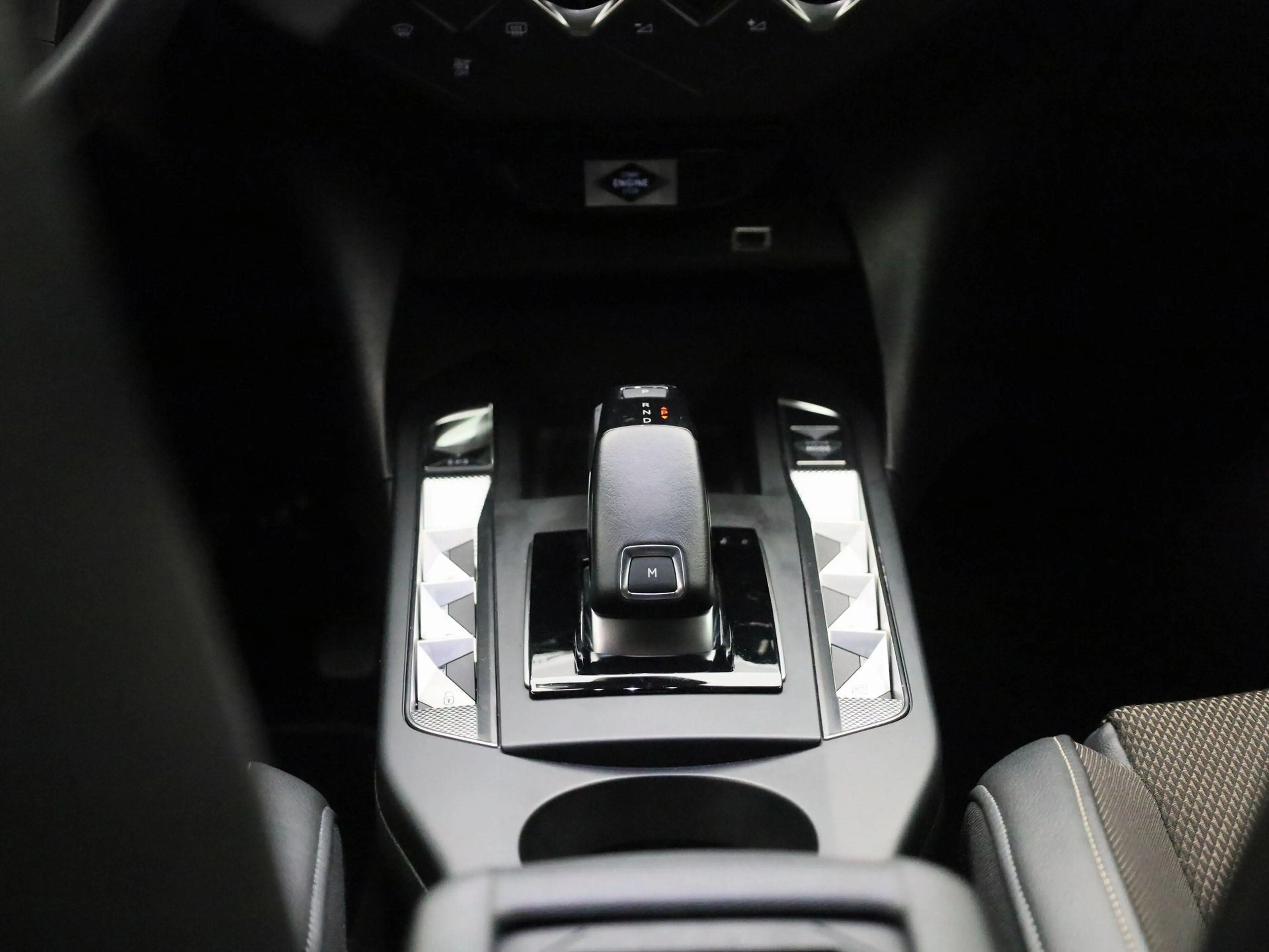 DS Automobiles DS 3 Crossback 1.2 PureTech Bastille AUTOMAAT | Virtual | Achteru — photo 10