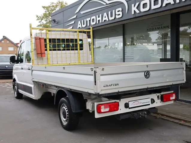 Volkswagen Crafter view 6