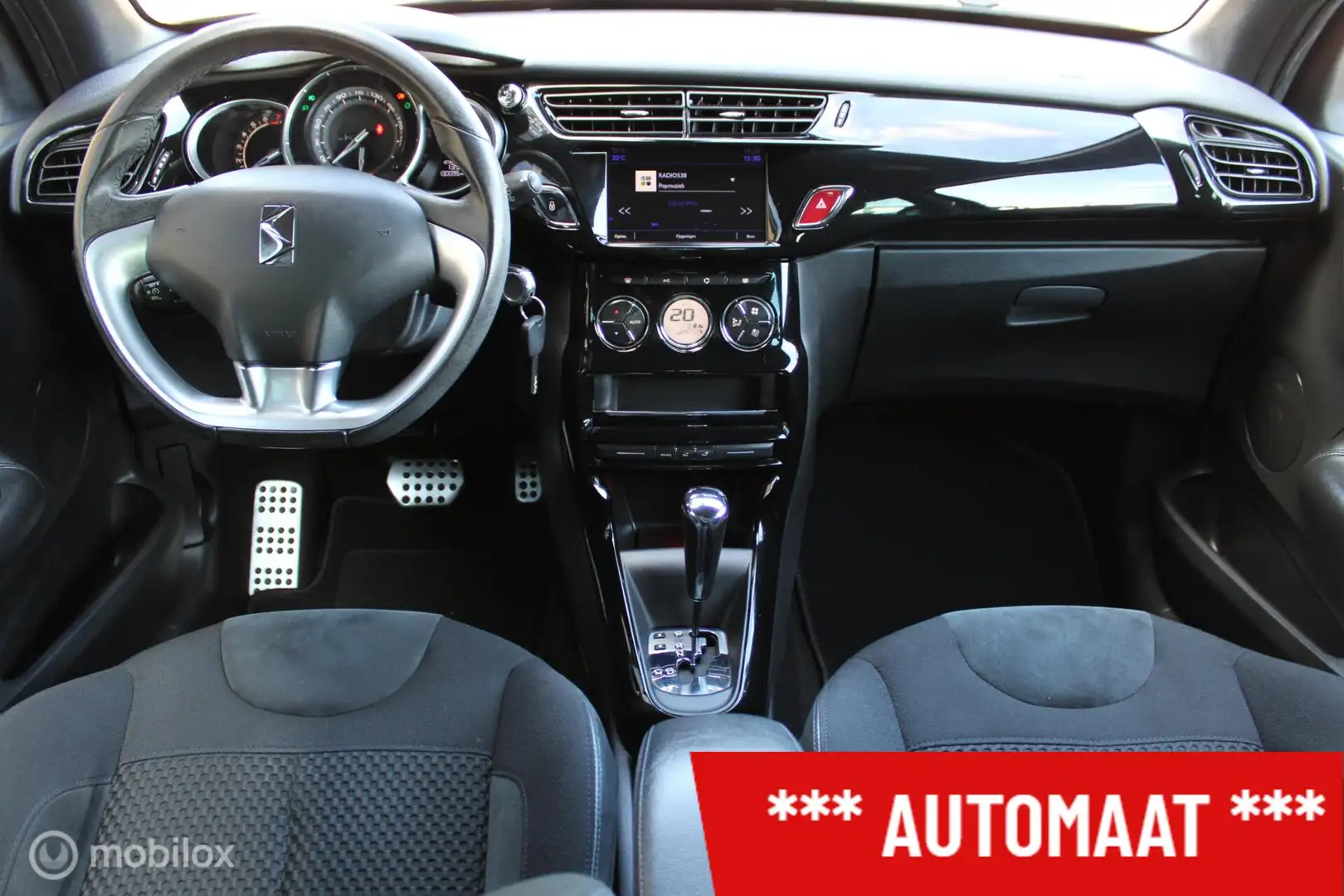 Citroen DS3 1.2 PureTech So Chic 110 PK, Automaat, Cruise, Pdc Mauve - 2