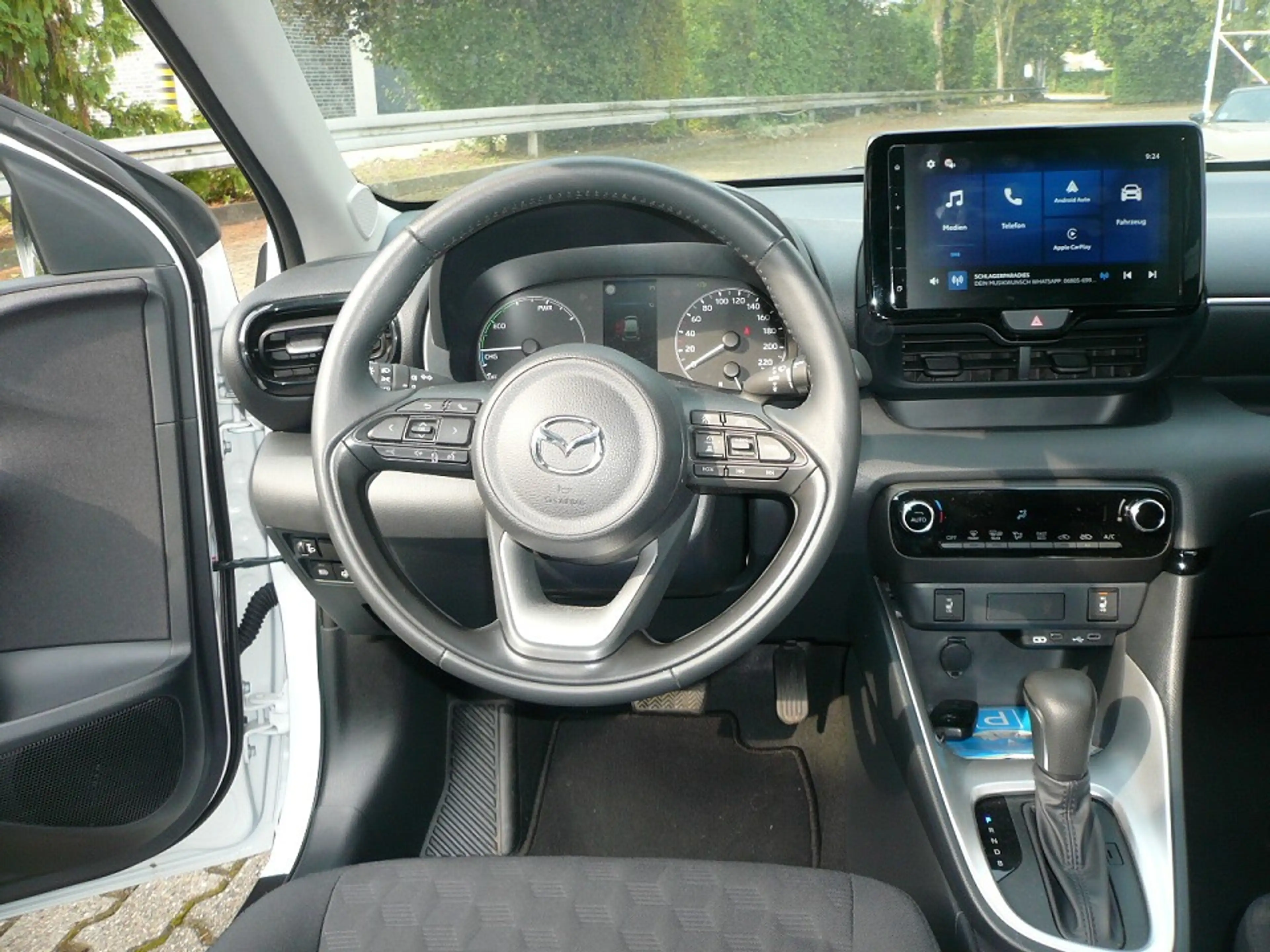 Mazda 2 Hybrid 1.5L Hybrid "Exclusive-Line" VVT-i 116 2 Hy — photo 11