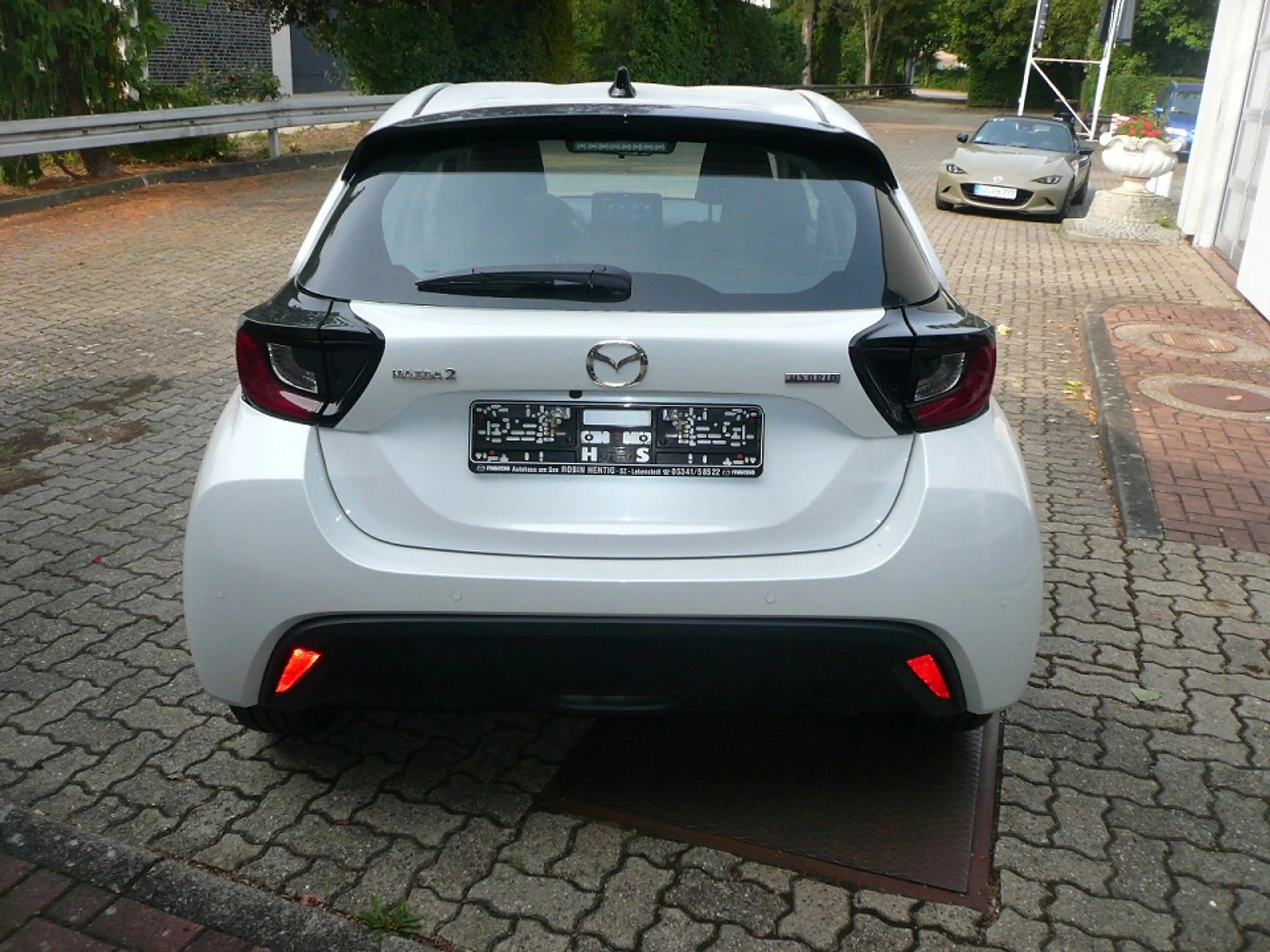 Mazda 2 Hybrid 1.5L Hybrid "Exclusive-Line" VVT-i 116 2 Hy — photo 4