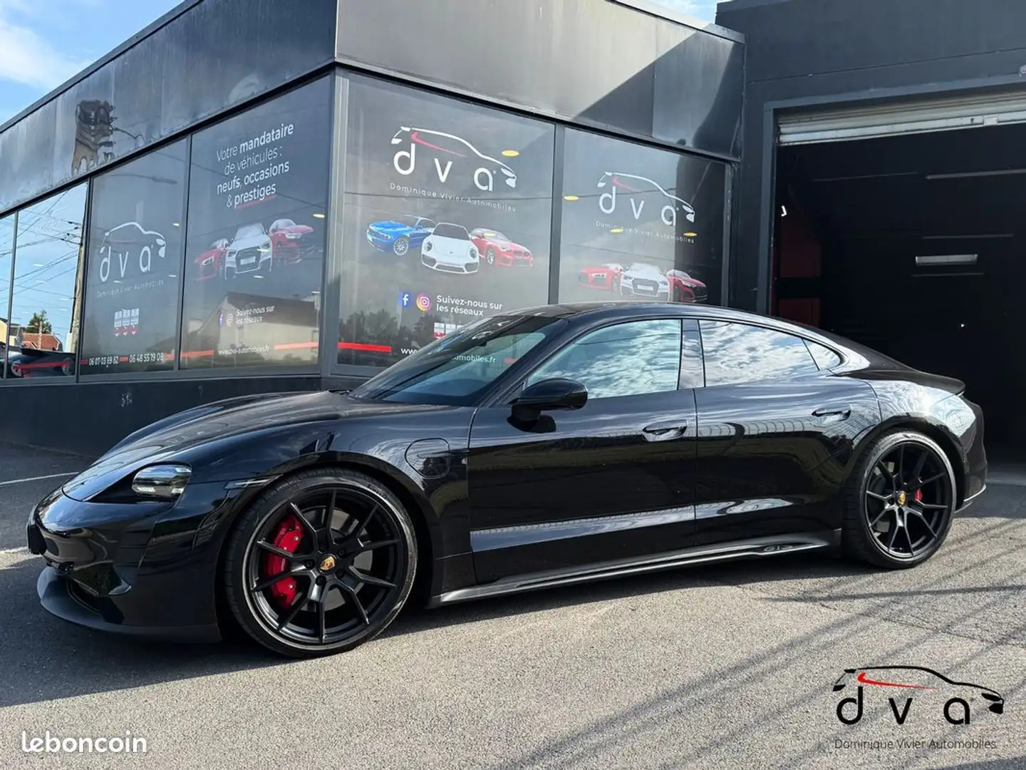 Porsche Taycan GTS 598 ch Noir - 2