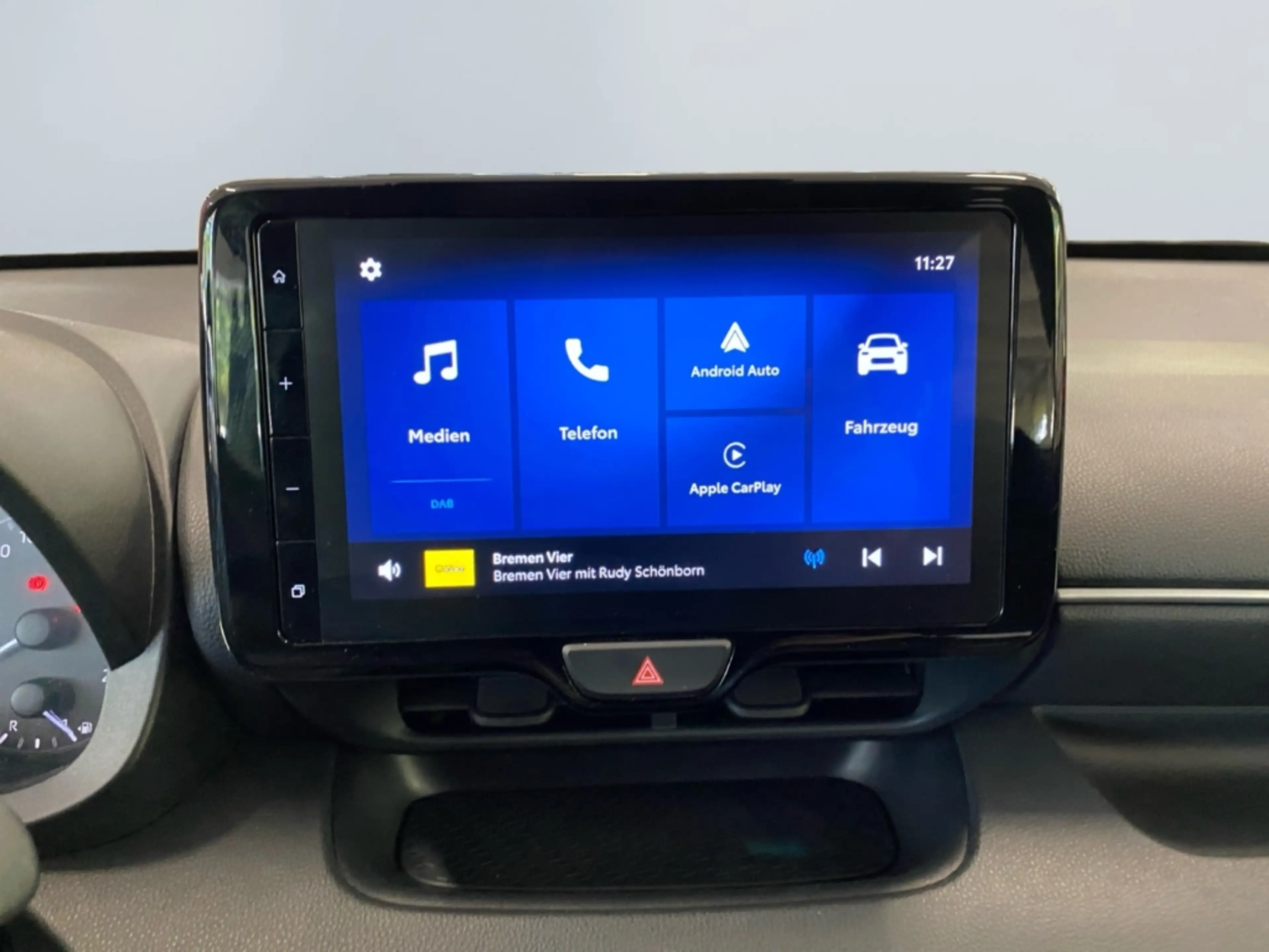 Toyota Yaris Hybrid 1.5 Comfort *ACC*CAM*CarPlay*DAB*BT* — photo 14