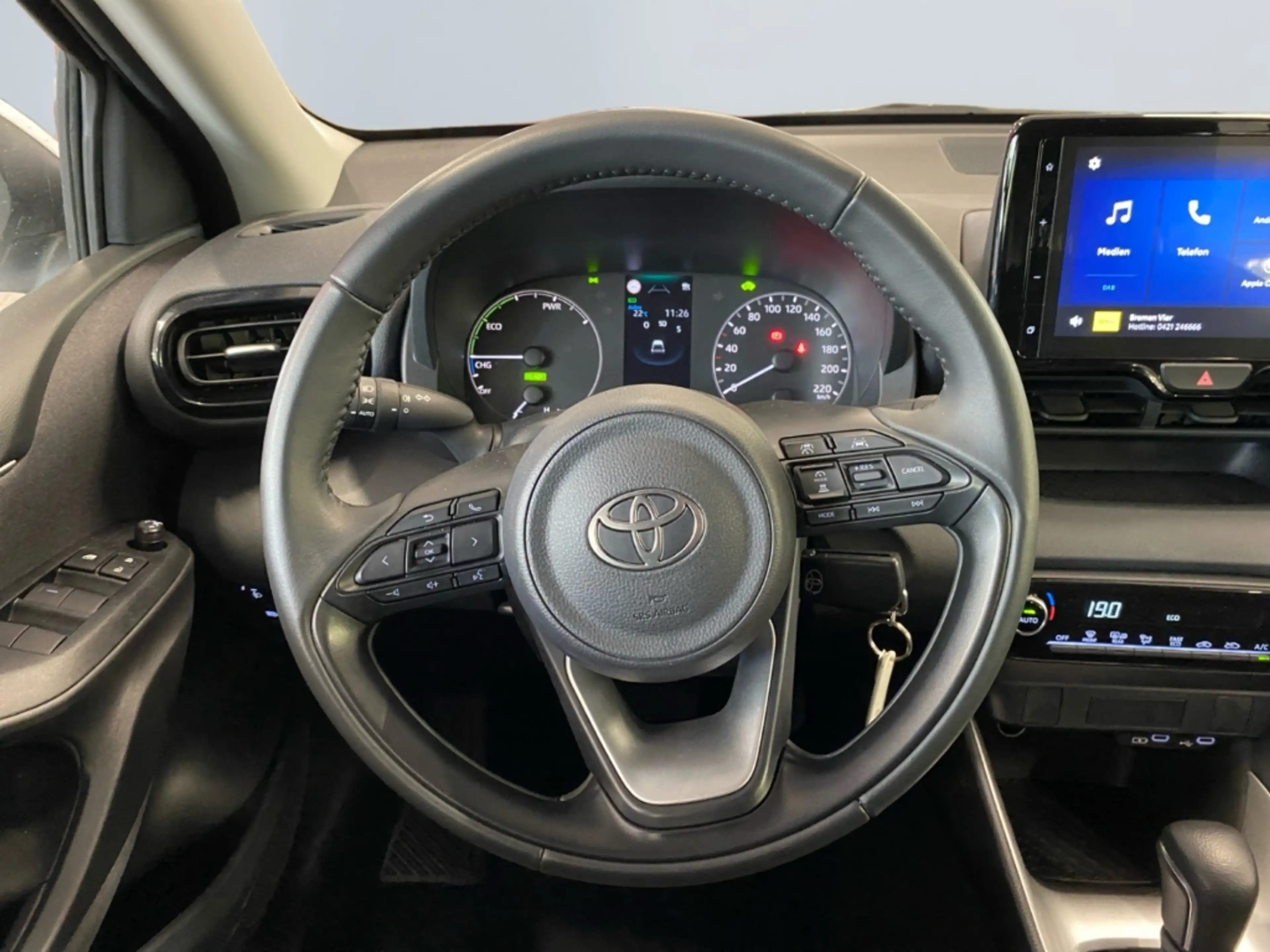 Toyota Yaris Hybrid 1.5 Comfort *ACC*CAM*CarPlay*DAB*BT* — photo 12