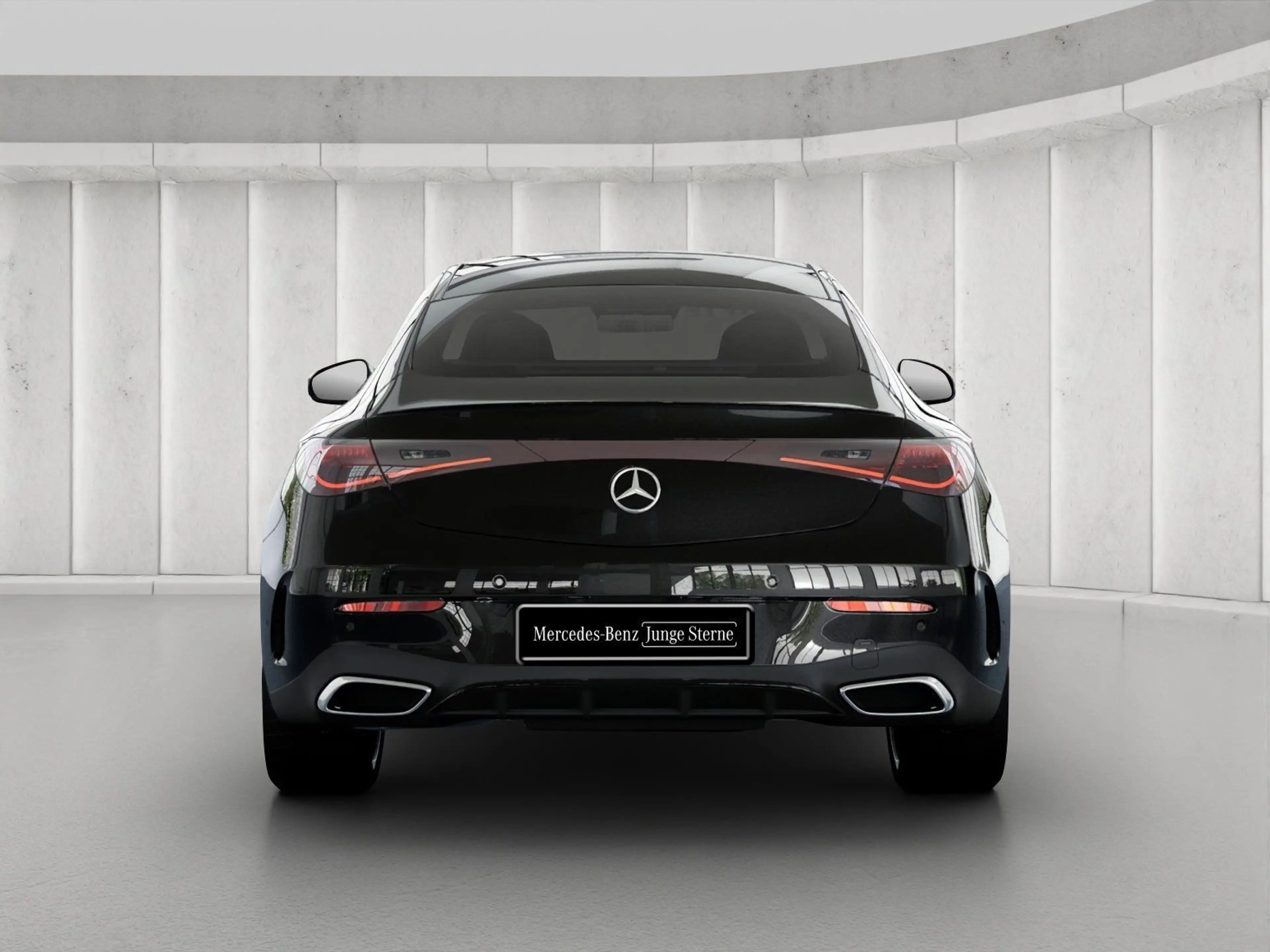 Mercedes-Benz CLE 300 AMG Prem+ 4M Pano Burm DIS 360 HUD 20" — photo 3